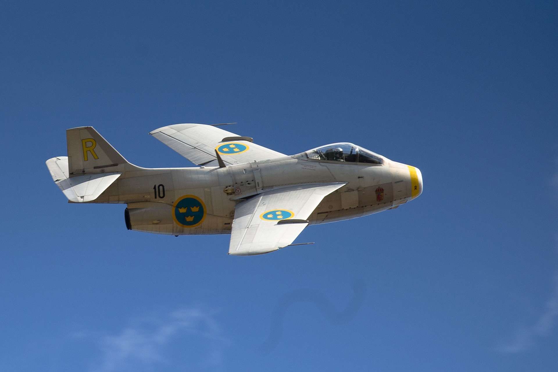 Focus Saab reveals sixthgeneration manned and unmanned fighter